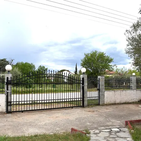Madi Gardens House Nea Kallikrateia