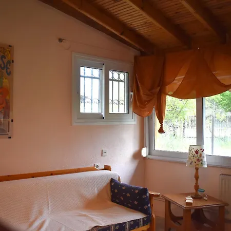 Vakantiehuis Madi Gardens House Nea Kallikrateia
